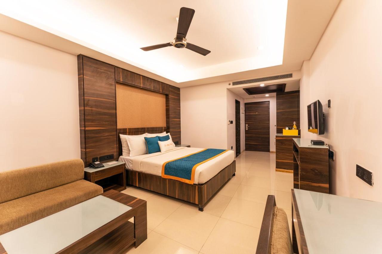 Zone Connect By The Park Parra Goa Hotel Anjuna Buitenkant foto