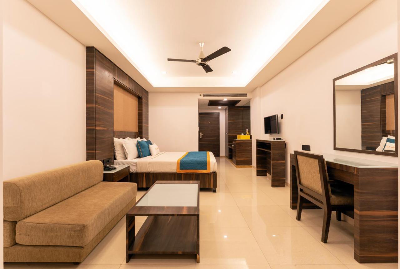 Zone Connect By The Park Parra Goa Hotel Anjuna Buitenkant foto