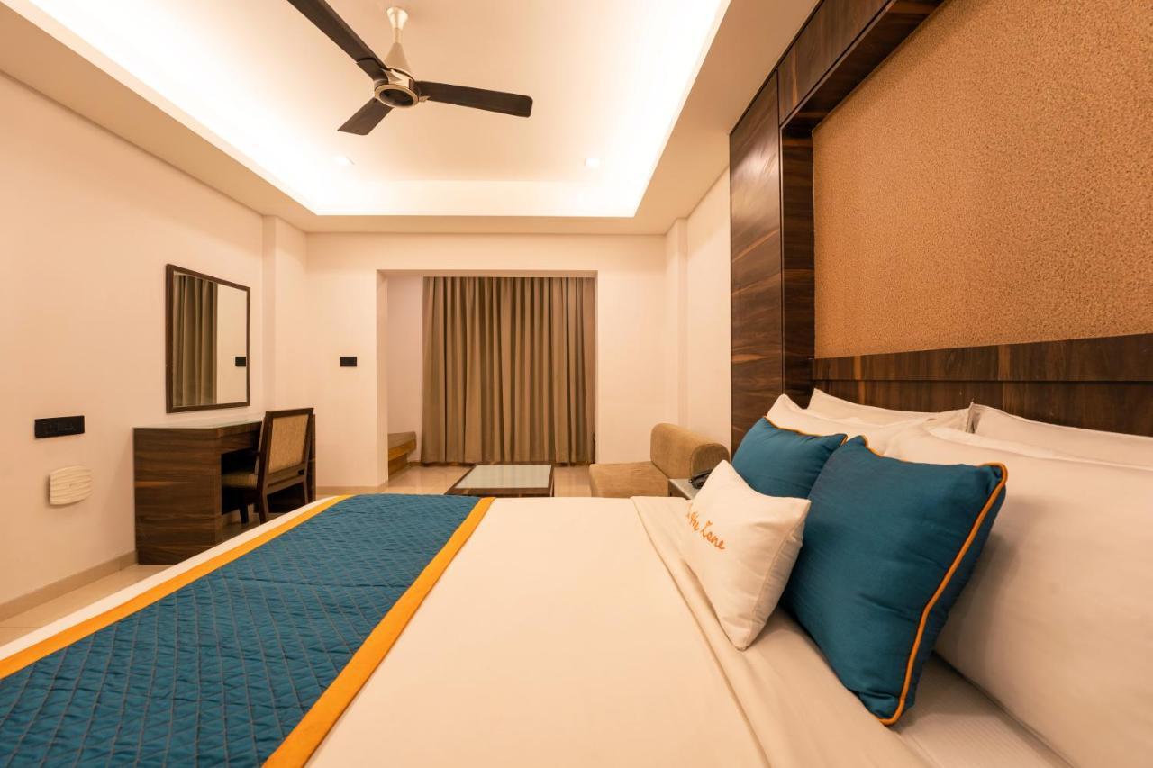 Zone Connect By The Park Parra Goa Hotel Anjuna Buitenkant foto